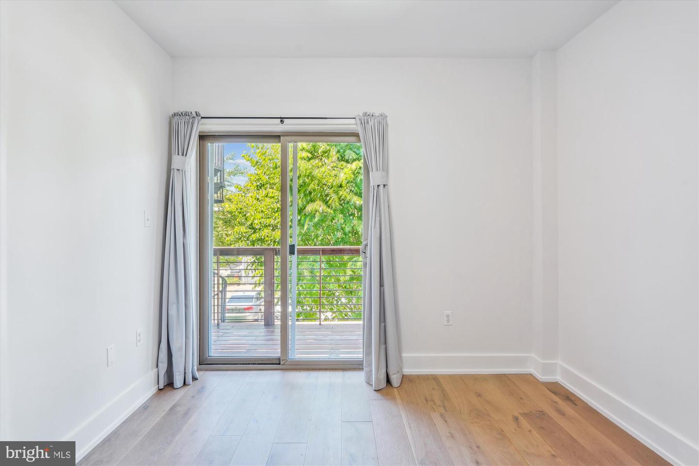 5110 FORT TOTTEN DR NE #4, WASHINGTON, District Of Columbia 20011, 2 Bedrooms Bedrooms, ,2 BathroomsBathrooms,Residential,For sale,5110 FORT TOTTEN DR NE #4,DCDC2200212 MLS # DCDC2200212 5110 FORT TOTTEN DR NE #4, WASHINGTON, District Of Columbia 20011, 2 Bedrooms Bedrooms, ,2 BathroomsBathrooms,Residential,For sale,5110 FORT TOTTEN DR NE #4,DCDC2200212 MLS # DCDC2200212