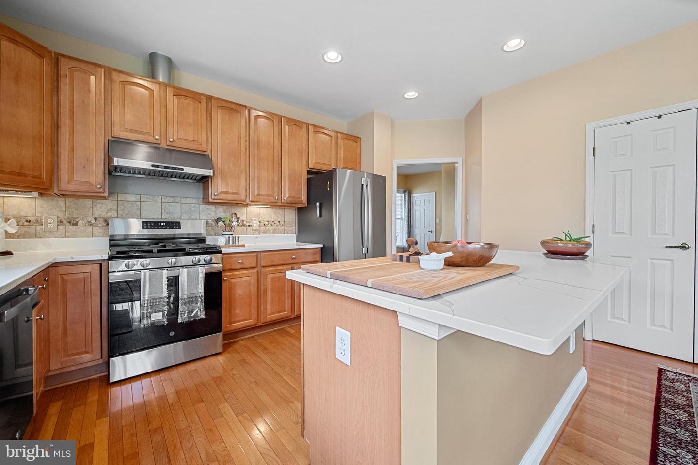 6051 PINEY GROVE WAY, GAINESVILLE, Virginia 20155, 4 Bedrooms Bedrooms, ,3 BathroomsBathrooms,Residential,For sale,6051 PINEY GROVE WAY,VAPW2094496 MLS # VAPW2094496