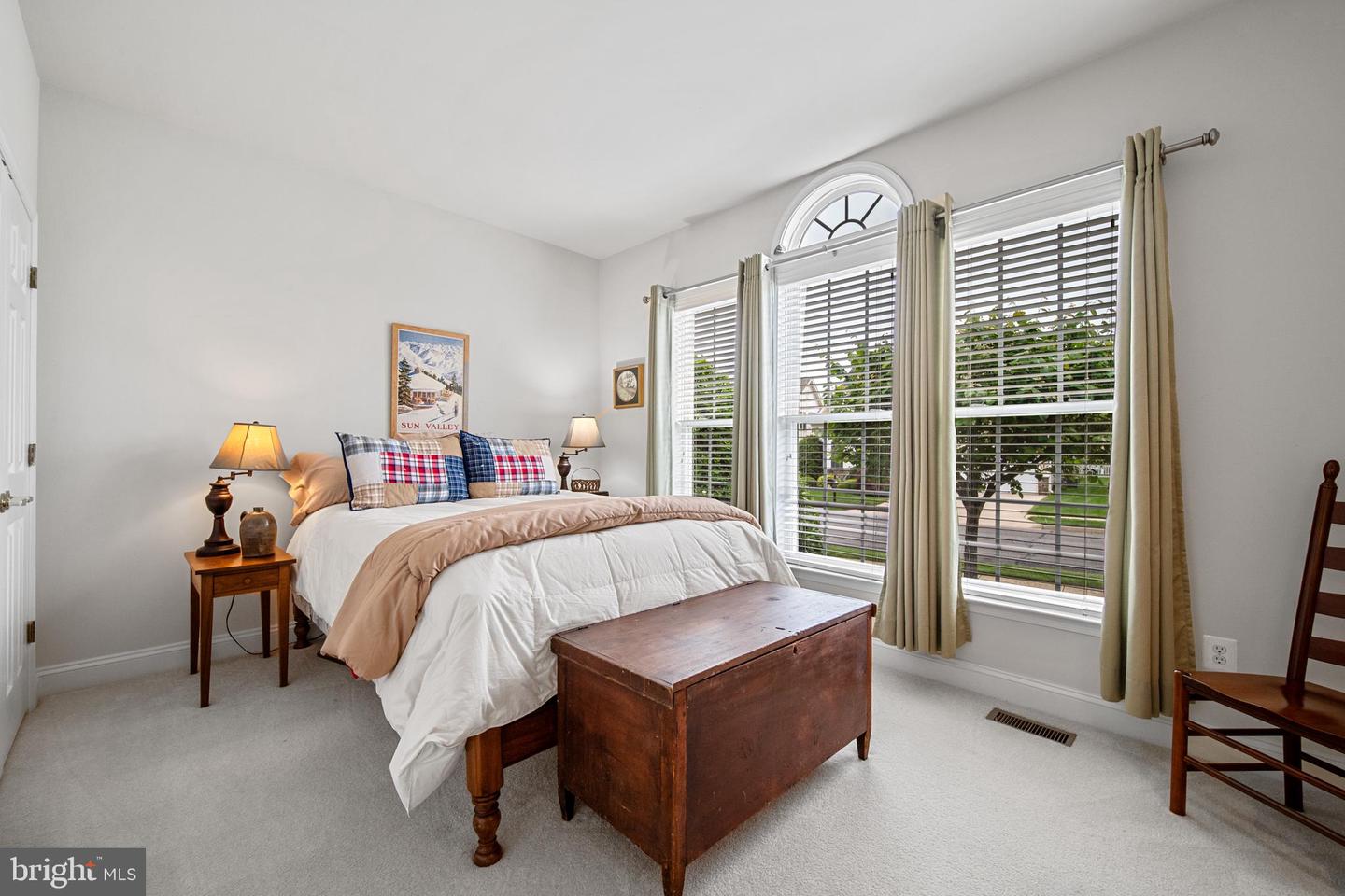 6051 PINEY GROVE WAY, GAINESVILLE, Virginia 20155, 4 Bedrooms Bedrooms, ,3 BathroomsBathrooms,Residential,For sale,6051 PINEY GROVE WAY,VAPW2094496 MLS # VAPW2094496