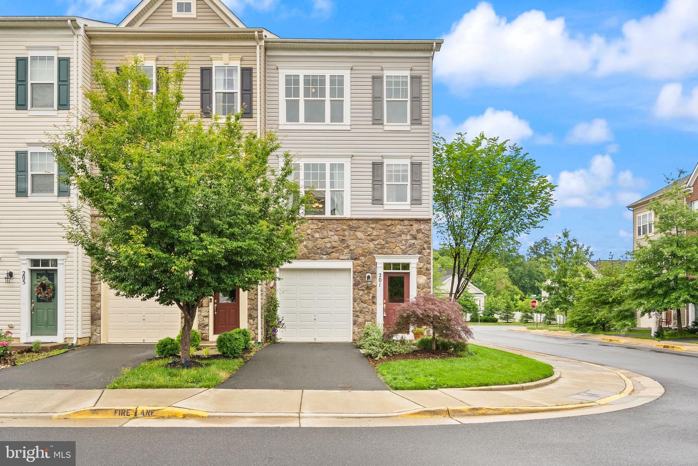 201 MILES HAWK TER, PURCELLVILLE, Virginia 20132, 3 Bedrooms Bedrooms, ,2 BathroomsBathrooms,Residential,For sale,201 MILES HAWK TER,VALO2096300 MLS # VALO2096300