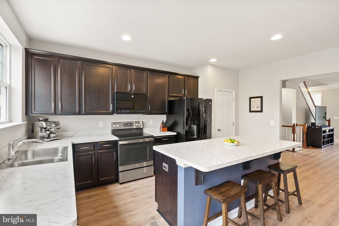 201 MILES HAWK TER, PURCELLVILLE, Virginia 20132, 3 Bedrooms Bedrooms, ,2 BathroomsBathrooms,Residential,For sale,201 MILES HAWK TER,VALO2096300 MLS # VALO2096300