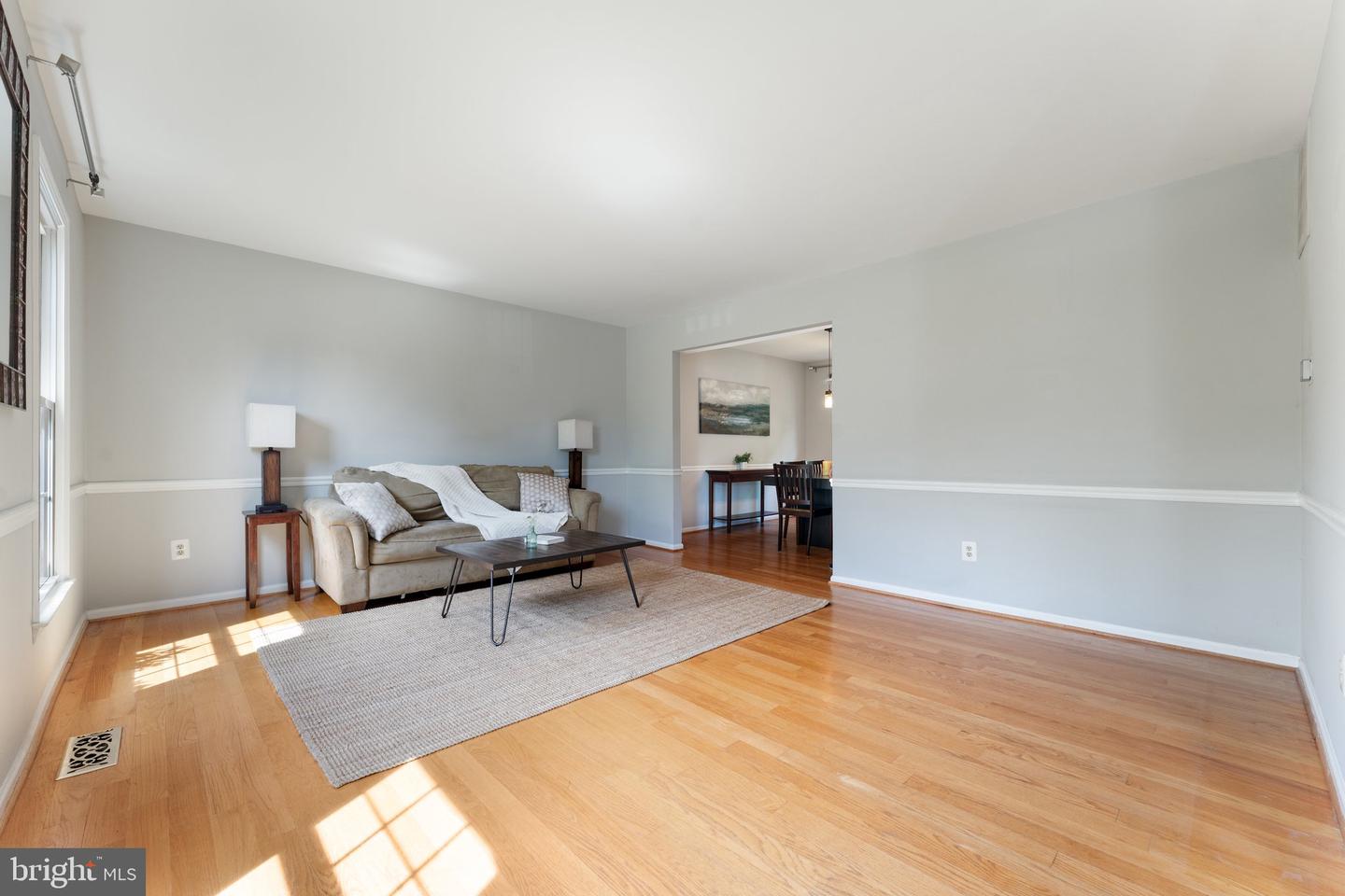 3206 RAVENSCRAIG CT, HERNDON, Virginia 20171, 4 Bedrooms Bedrooms, ,2 BathroomsBathrooms,Residential,For sale,3206 RAVENSCRAIG CT,VAFX2240730 MLS # VAFX2240730