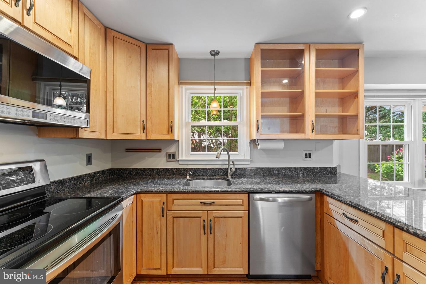 3206 RAVENSCRAIG CT, HERNDON, Virginia 20171, 4 Bedrooms Bedrooms, ,2 BathroomsBathrooms,Residential,For sale,3206 RAVENSCRAIG CT,VAFX2240730 MLS # VAFX2240730