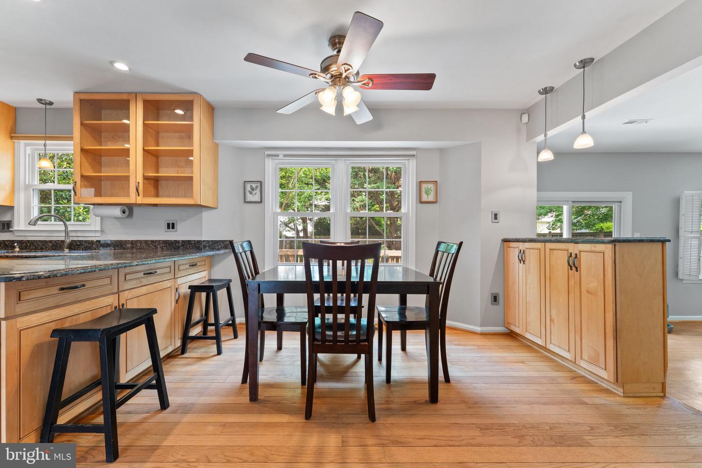 3206 RAVENSCRAIG CT, HERNDON, Virginia 20171, 4 Bedrooms Bedrooms, ,2 BathroomsBathrooms,Residential,For sale,3206 RAVENSCRAIG CT,VAFX2240730 MLS # VAFX2240730
