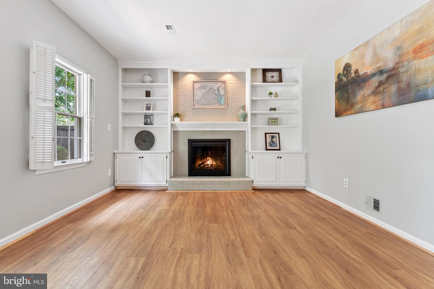 3206 RAVENSCRAIG CT, HERNDON, Virginia 20171, 4 Bedrooms Bedrooms, ,2 BathroomsBathrooms,Residential,For sale,3206 RAVENSCRAIG CT,VAFX2240730 MLS # VAFX2240730