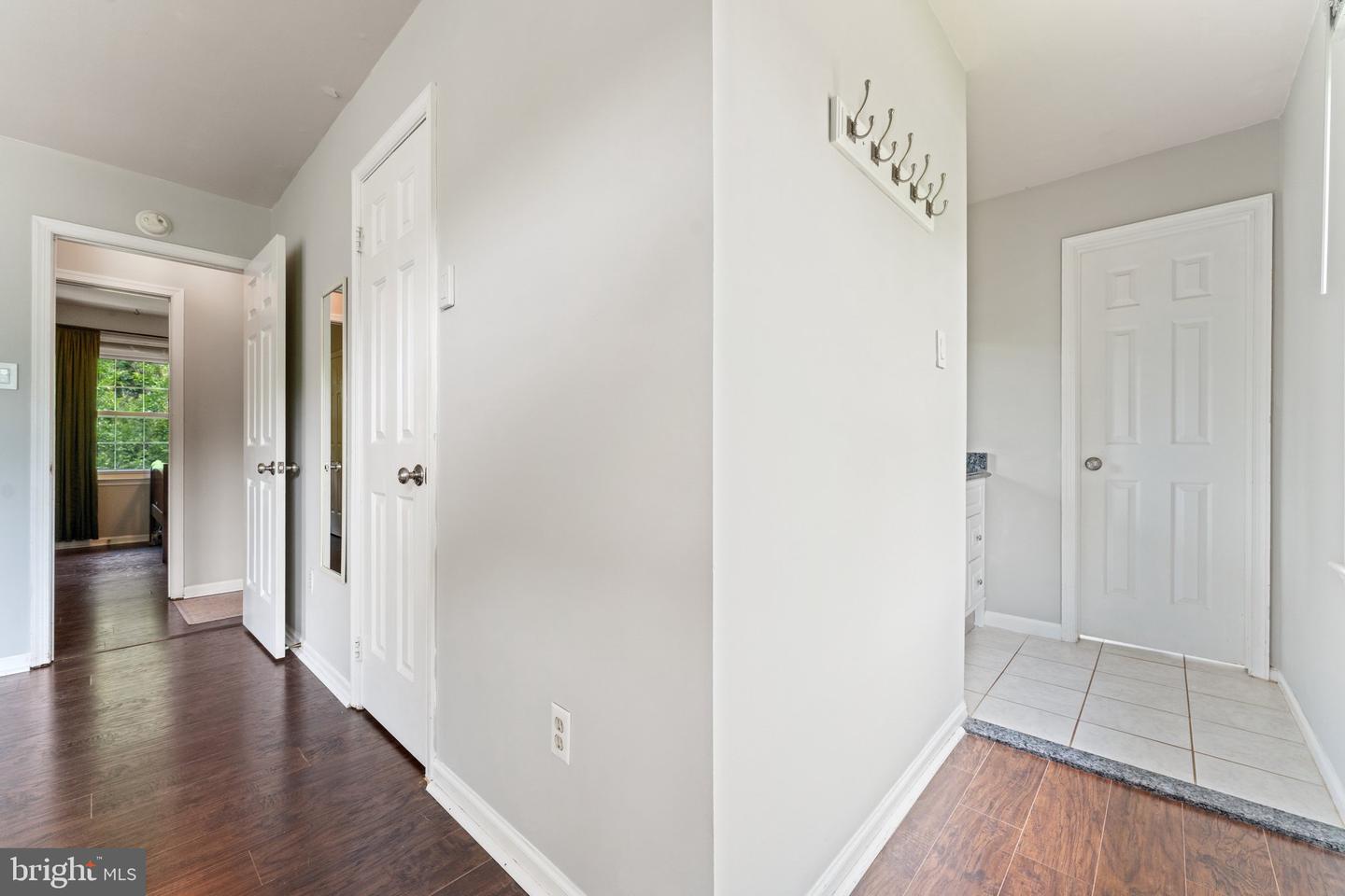 3206 RAVENSCRAIG CT, HERNDON, Virginia 20171, 4 Bedrooms Bedrooms, ,2 BathroomsBathrooms,Residential,For sale,3206 RAVENSCRAIG CT,VAFX2240730 MLS # VAFX2240730