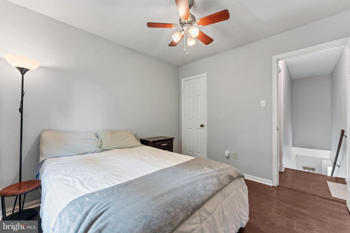 3206 RAVENSCRAIG CT, HERNDON, Virginia 20171, 4 Bedrooms Bedrooms, ,2 BathroomsBathrooms,Residential,For sale,3206 RAVENSCRAIG CT,VAFX2240730 MLS # VAFX2240730