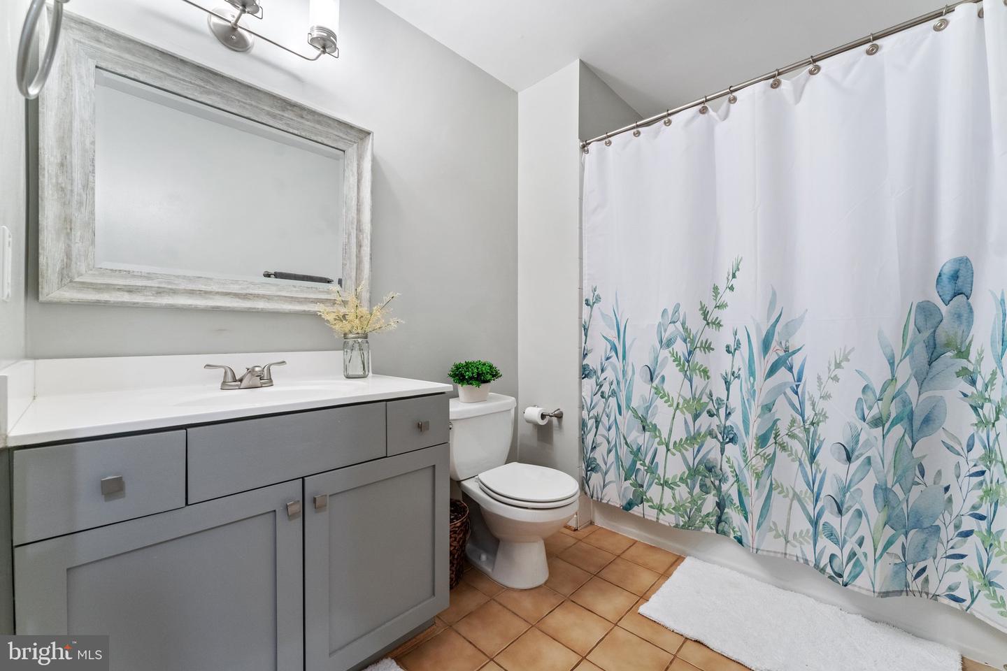3206 RAVENSCRAIG CT, HERNDON, Virginia 20171, 4 Bedrooms Bedrooms, ,2 BathroomsBathrooms,Residential,For sale,3206 RAVENSCRAIG CT,VAFX2240730 MLS # VAFX2240730