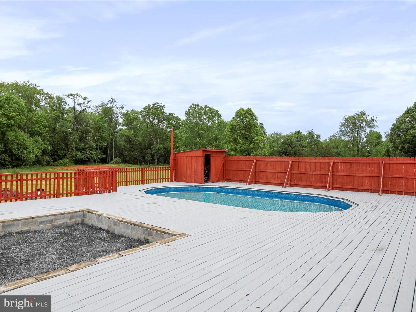 210 JACKSON AVE, NEW MARKET, Virginia 22844, 5 Bedrooms Bedrooms, ,4 BathroomsBathrooms,Residential,For sale,210 JACKSON AVE,VASH2011456 MLS # VASH2011456