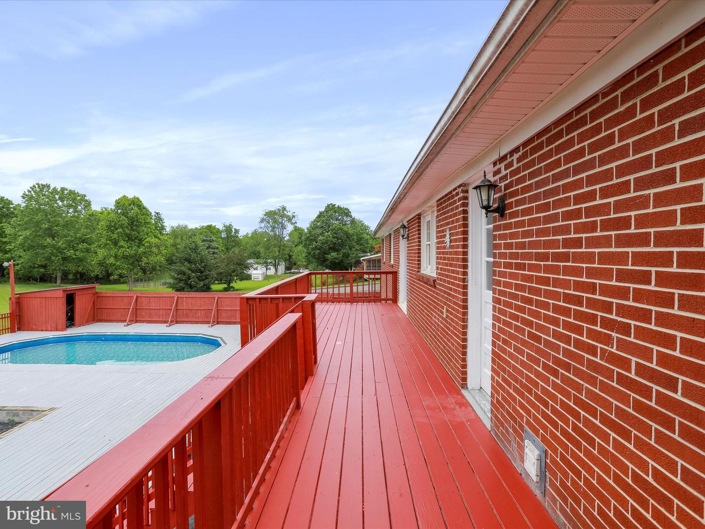 210 JACKSON AVE, NEW MARKET, Virginia 22844, 5 Bedrooms Bedrooms, ,4 BathroomsBathrooms,Residential,For sale,210 JACKSON AVE,VASH2011456 MLS # VASH2011456