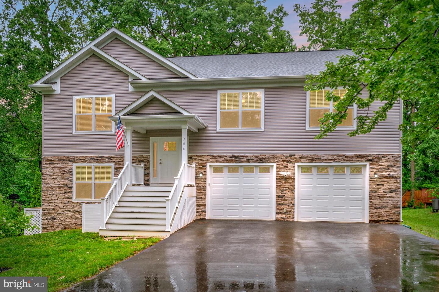 706 LAKEVIEW PKWY, LOCUST GROVE, Virginia 22508, 5 Bedrooms Bedrooms, ,3 BathroomsBathrooms,Residential,For sale,706 LAKEVIEW PKWY,VAOR2009688 MLS # VAOR2009688