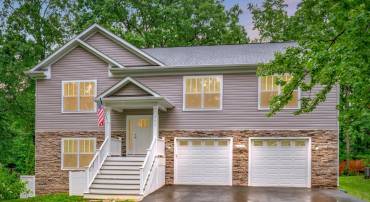 706 LAKEVIEW PKWY, LOCUST GROVE, Virginia 22508, 5 Bedrooms Bedrooms, ,3 BathroomsBathrooms,Residential,For sale,706 LAKEVIEW PKWY,VAOR2009688 MLS # VAOR2009688