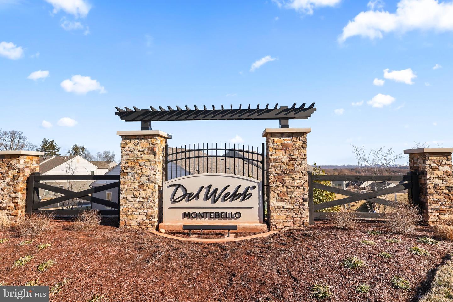 21792 HAWKSBILL HIGH CIR, STERLING, Virginia 20164, 2 Bedrooms Bedrooms, ,2 BathroomsBathrooms,Residential,For sale,21792 HAWKSBILL HIGH CIR,VALO2096502 MLS # VALO2096502