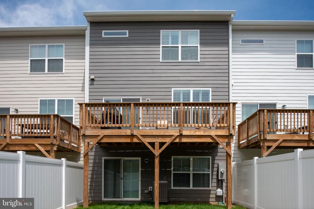 4114 BOLTON CT, FREDERICKSBURG, Virginia 22408, 3 Bedrooms Bedrooms, ,2 BathroomsBathrooms,Residential,4114 BOLTON CT,VASP2033350 MLS # VASP2033350
