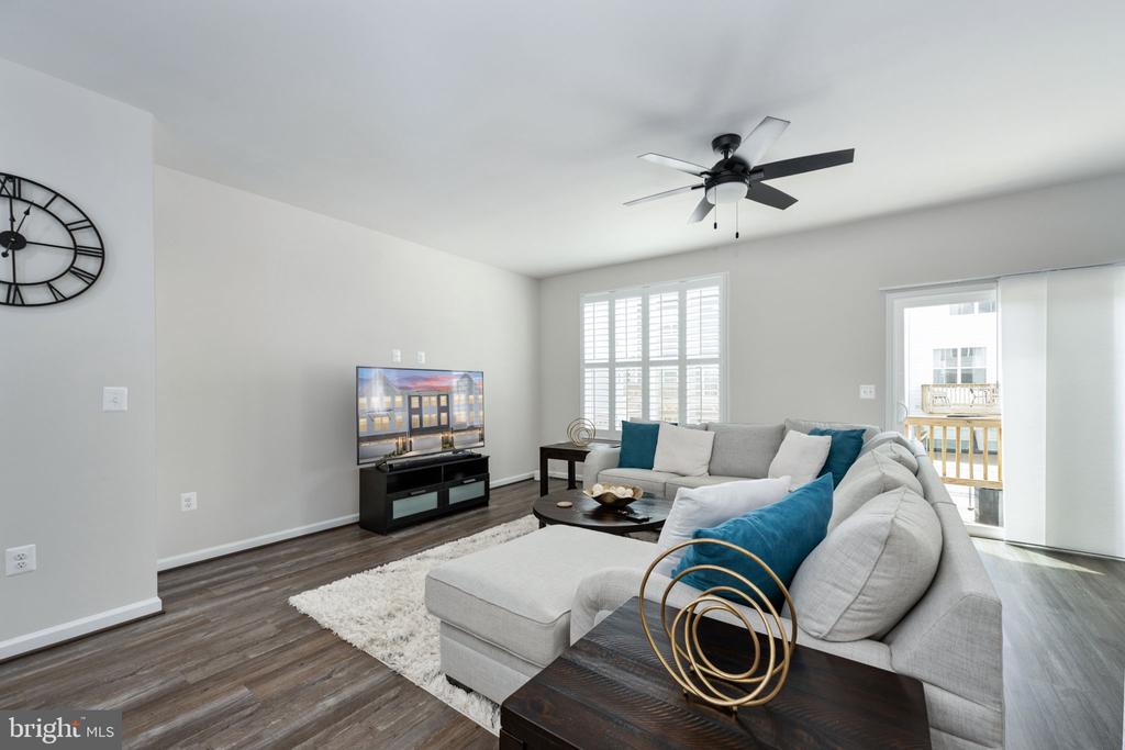 4114 BOLTON CT, FREDERICKSBURG, Virginia 22408, 3 Bedrooms Bedrooms, ,2 BathroomsBathrooms,Residential,4114 BOLTON CT,VASP2033350 MLS # VASP2033350