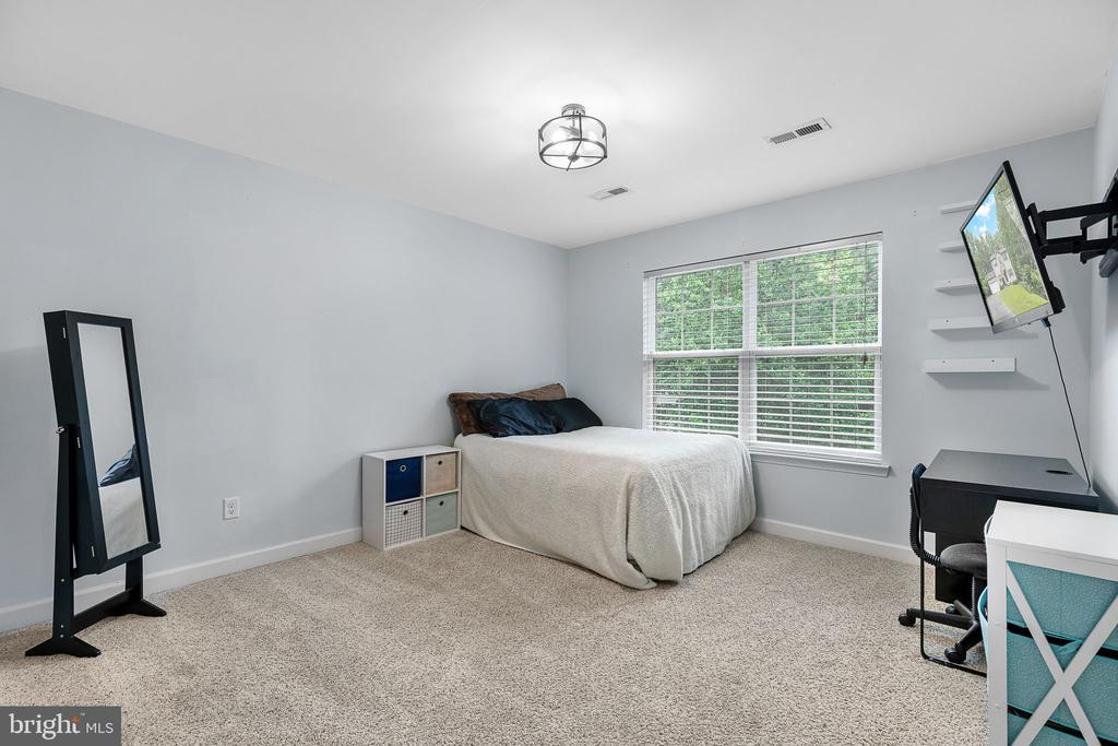 9900 WELLFORD CT, FREDERICKSBURG, Virginia 22407, 3 Bedrooms Bedrooms, ,3 BathroomsBathrooms,Residential,9900 WELLFORD CT,VASP2033366 MLS # VASP2033366
