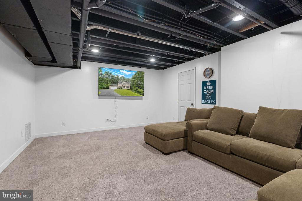 9900 WELLFORD CT, FREDERICKSBURG, Virginia 22407, 3 Bedrooms Bedrooms, ,3 BathroomsBathrooms,Residential,9900 WELLFORD CT,VASP2033366 MLS # VASP2033366