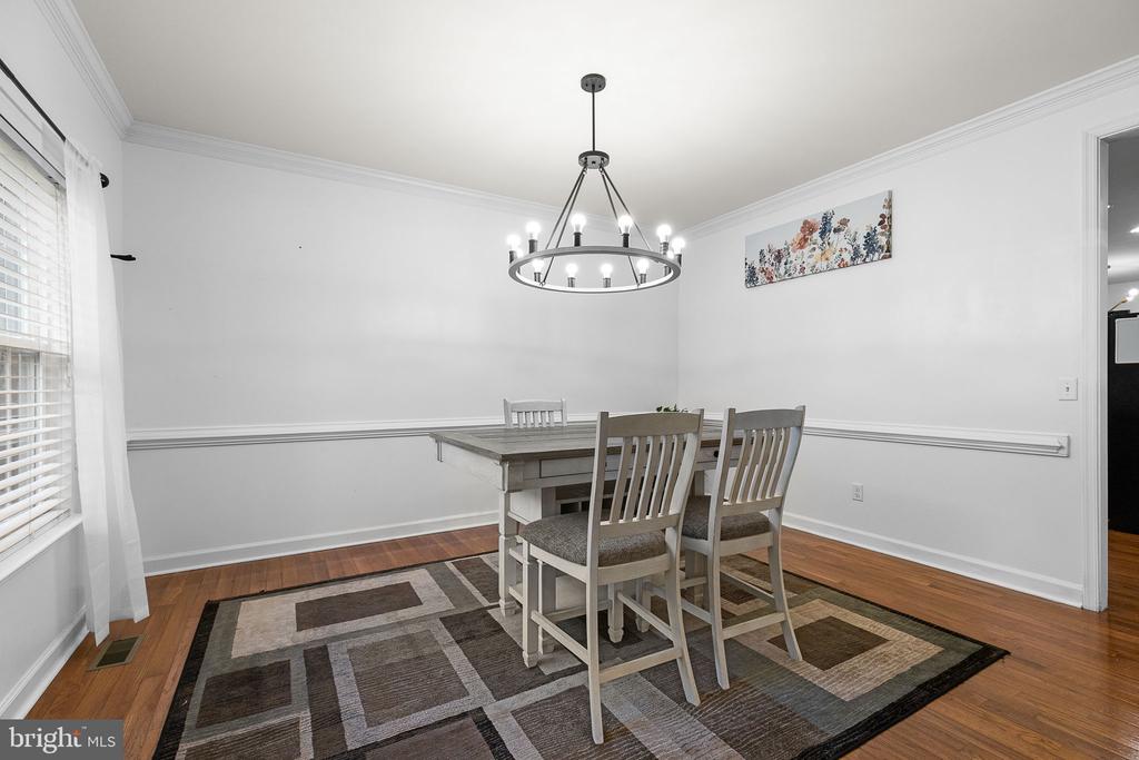 9900 WELLFORD CT, FREDERICKSBURG, Virginia 22407, 3 Bedrooms Bedrooms, ,3 BathroomsBathrooms,Residential,9900 WELLFORD CT,VASP2033366 MLS # VASP2033366