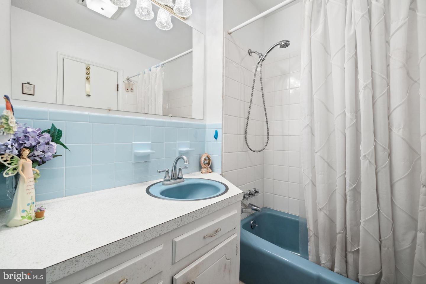 350 POORHOUSE RD, WINCHESTER, Virginia 22603, 3 Bedrooms Bedrooms, ,2 BathroomsBathrooms,Residential,For sale,350 POORHOUSE RD,VAFV2034196 MLS # VAFV2034196