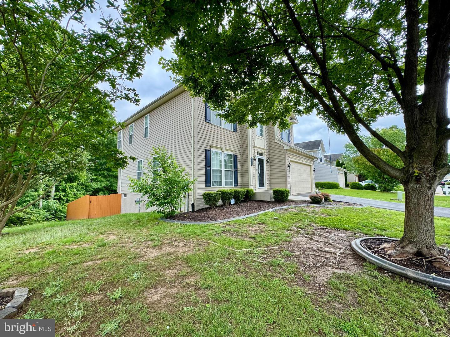 6915 YEOMAN CT, FREDERICKSBURG, Virginia 22407, 5 Bedrooms Bedrooms, ,3 BathroomsBathrooms,Residential,For sale,6915 YEOMAN CT,VASP2033174 MLS # VASP2033174