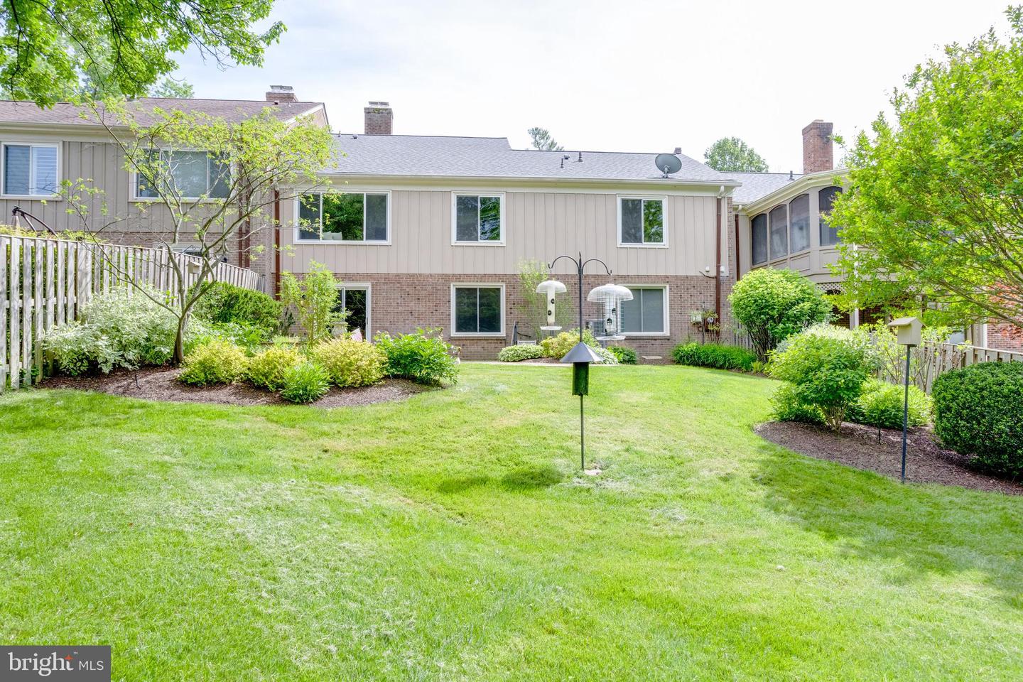 10518 MEADOW BRIDGE LN, FAIRFAX, Virginia 22030, 4 Bedrooms Bedrooms, ,3 BathroomsBathrooms,Residential,For sale,10518 MEADOW BRIDGE LN,VAFC2006324 MLS # VAFC2006324