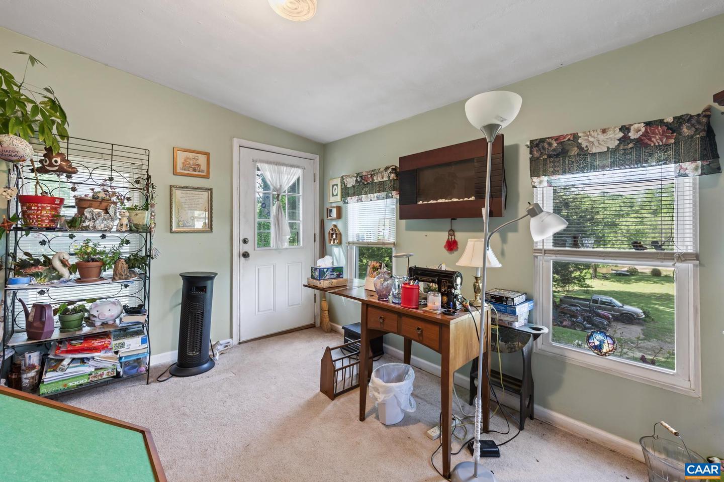 186 SUNSET DR, STANARDSVILLE, Virginia 22973, 3 Bedrooms Bedrooms, ,2 BathroomsBathrooms,Residential,For sale,186 SUNSET DR,664604 MLS # 664604