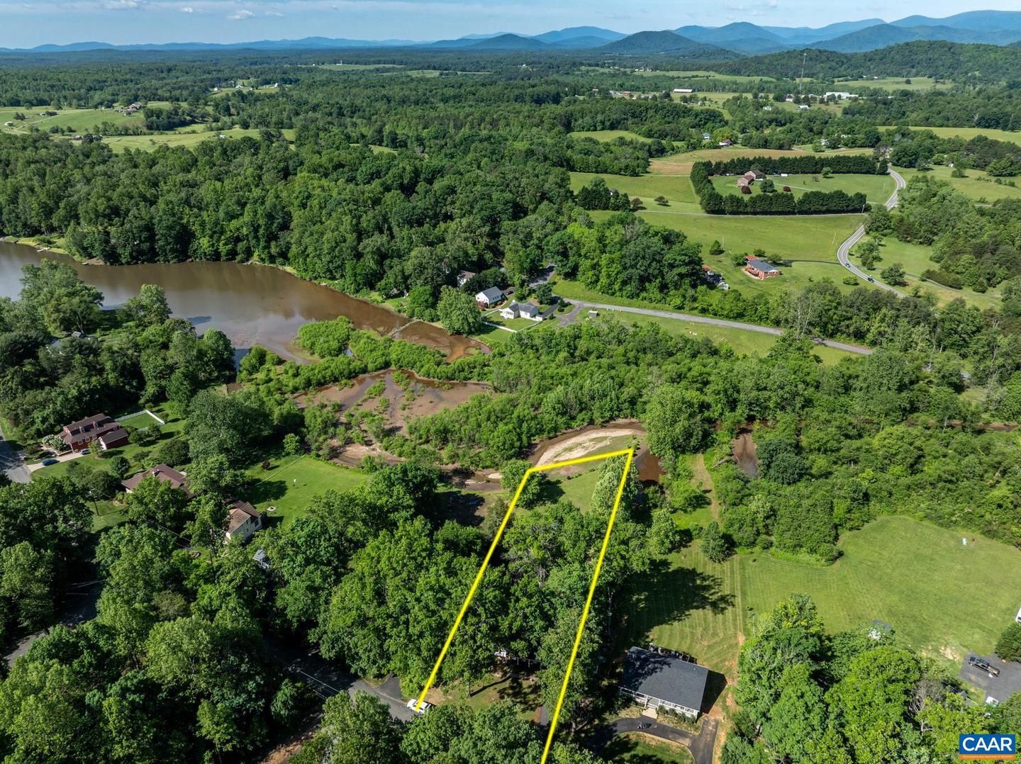 186 SUNSET DR, STANARDSVILLE, Virginia 22973, 3 Bedrooms Bedrooms, ,2 BathroomsBathrooms,Residential,For sale,186 SUNSET DR,664604 MLS # 664604
