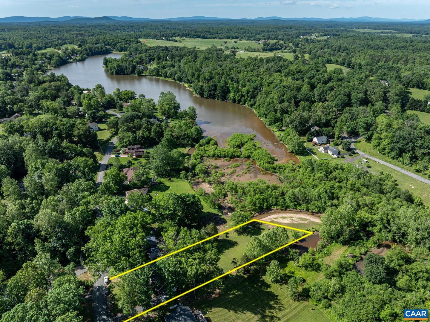 186 SUNSET DR, STANARDSVILLE, Virginia 22973, 3 Bedrooms Bedrooms, ,2 BathroomsBathrooms,Residential,For sale,186 SUNSET DR,664604 MLS # 664604