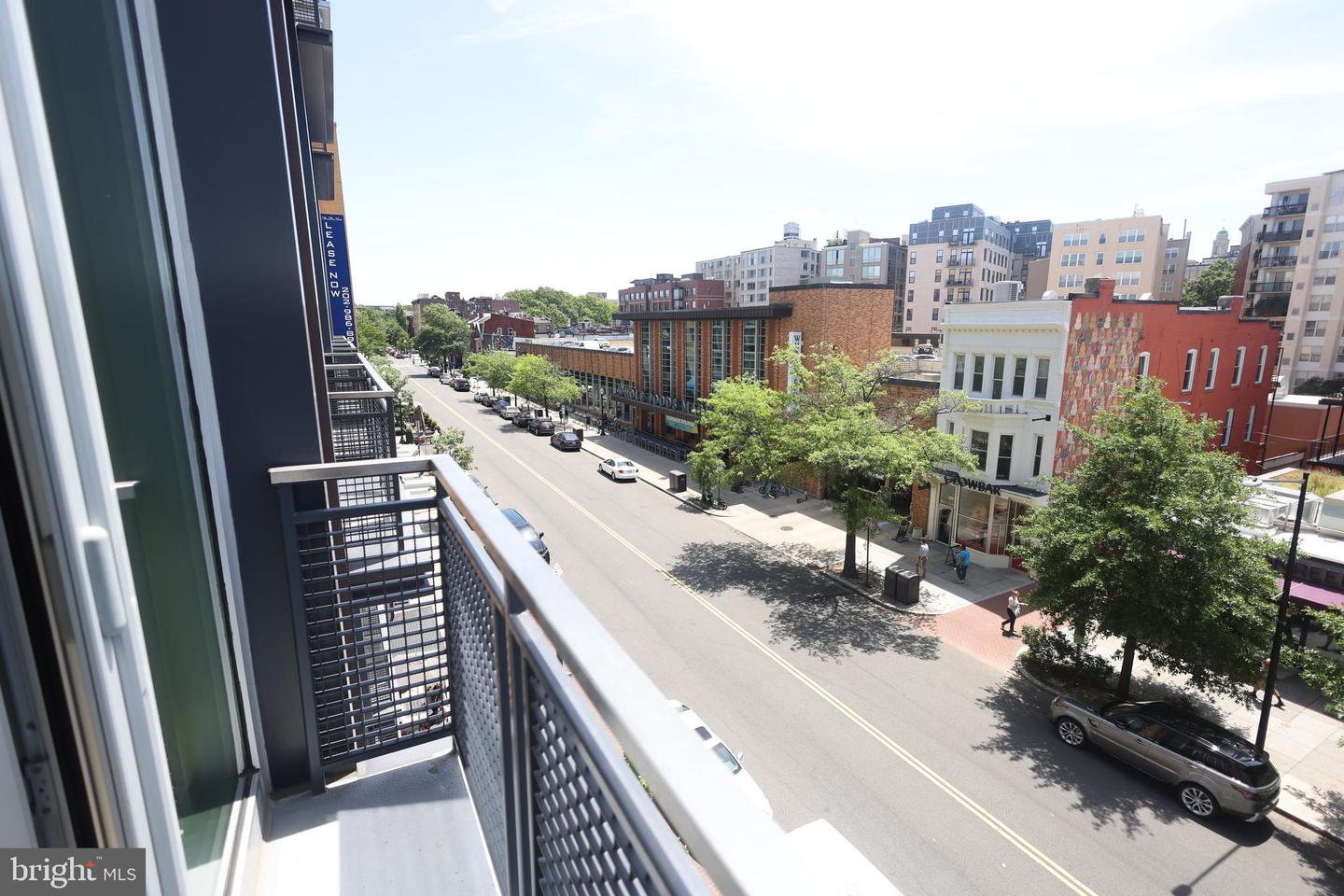 1515 15TH ST NW #424, WASHINGTON, District Of Columbia 20005, 2 Bedrooms Bedrooms, ,2 BathroomsBathrooms,Residential,For sale,1515 15TH ST NW #424,DCDC2201092 MLS # DCDC2201092