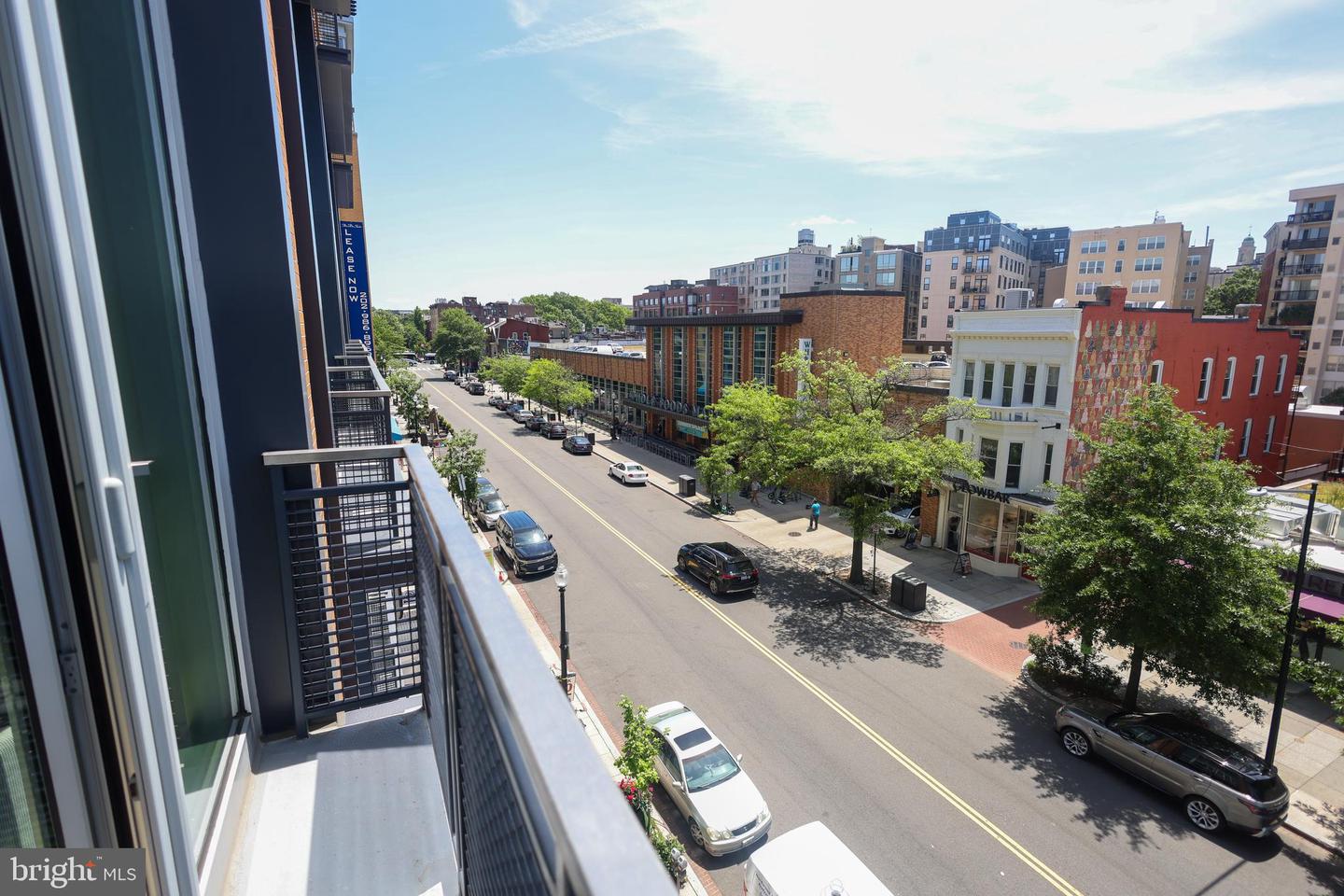 1515 15TH ST NW #424, WASHINGTON, District Of Columbia 20005, 2 Bedrooms Bedrooms, ,2 BathroomsBathrooms,Residential,For sale,1515 15TH ST NW #424,DCDC2201092 MLS # DCDC2201092