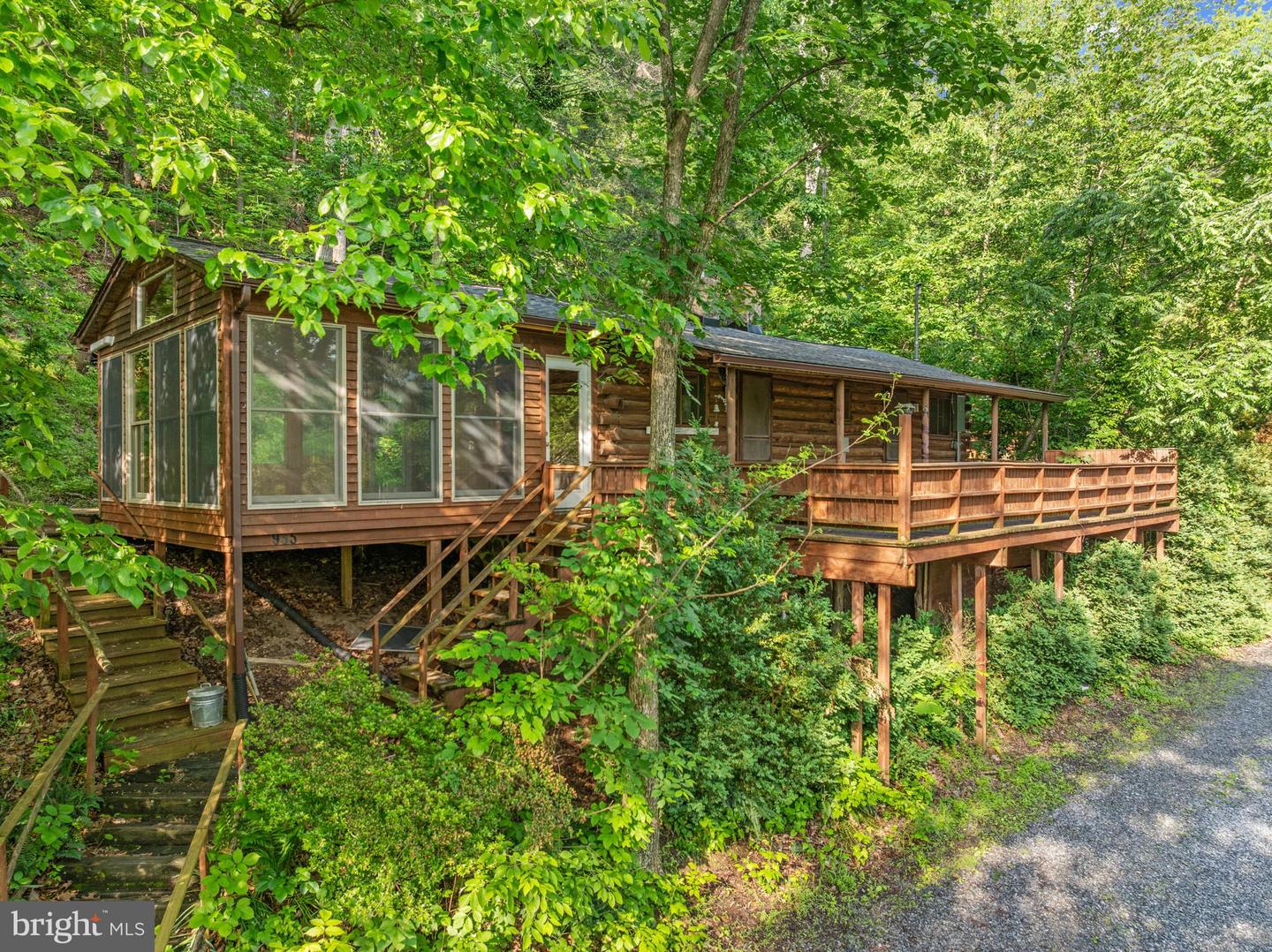 935 RIVER LODGE RD, LURAY, Virginia 22835, 2 Bedrooms Bedrooms, 3 Rooms Rooms,1 BathroomBathrooms,Residential,For sale,935 RIVER LODGE RD,VAPA2004916 MLS # VAPA2004916