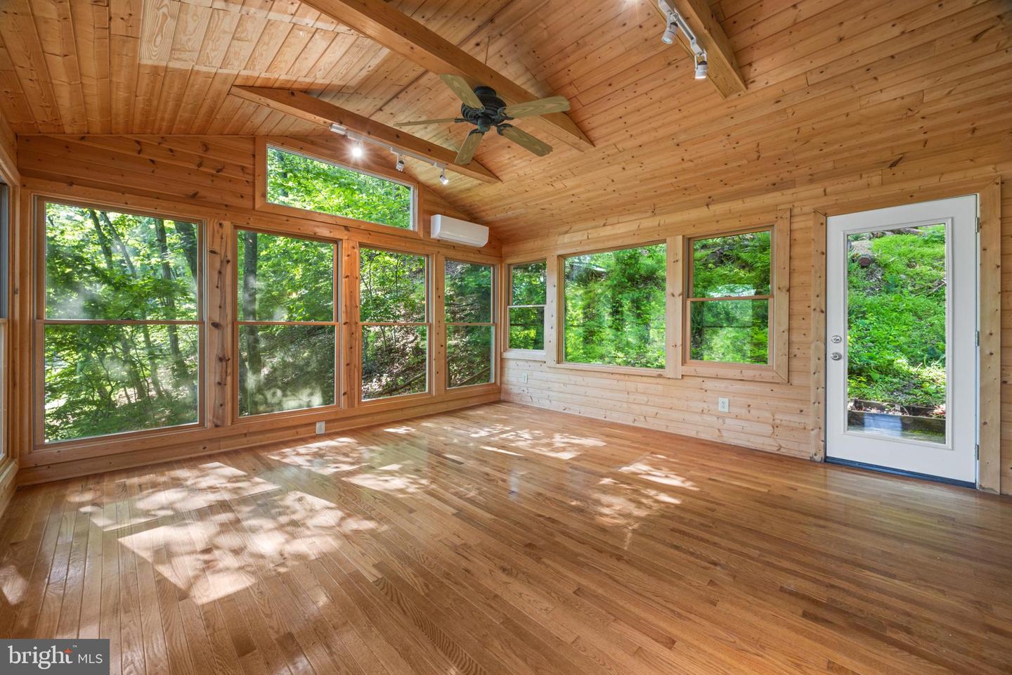 935 RIVER LODGE RD, LURAY, Virginia 22835, 2 Bedrooms Bedrooms, 3 Rooms Rooms,1 BathroomBathrooms,Residential,For sale,935 RIVER LODGE RD,VAPA2004916 MLS # VAPA2004916