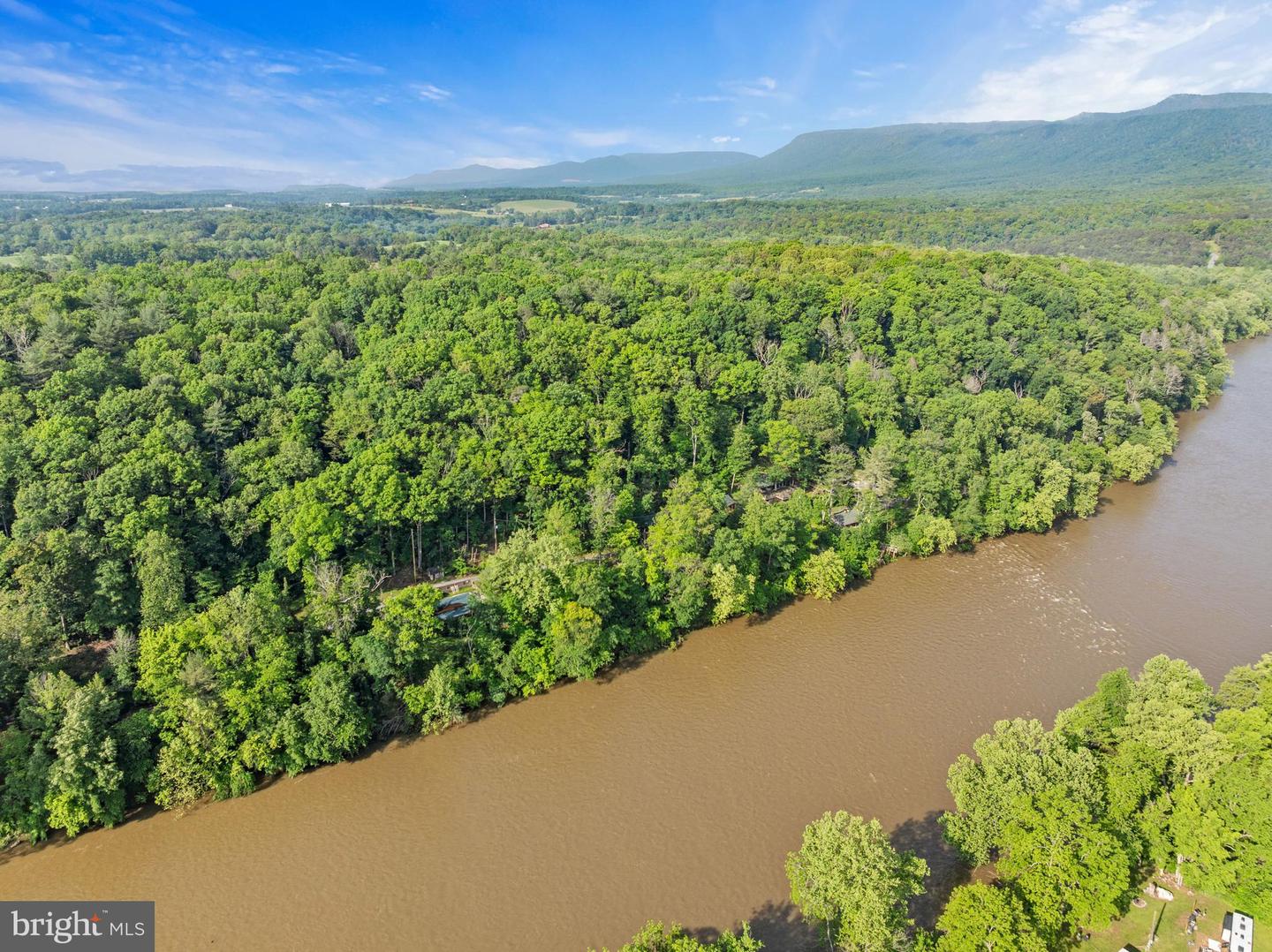 935 RIVER LODGE RD, LURAY, Virginia 22835, 2 Bedrooms Bedrooms, 3 Rooms Rooms,1 BathroomBathrooms,Residential,For sale,935 RIVER LODGE RD,VAPA2004916 MLS # VAPA2004916