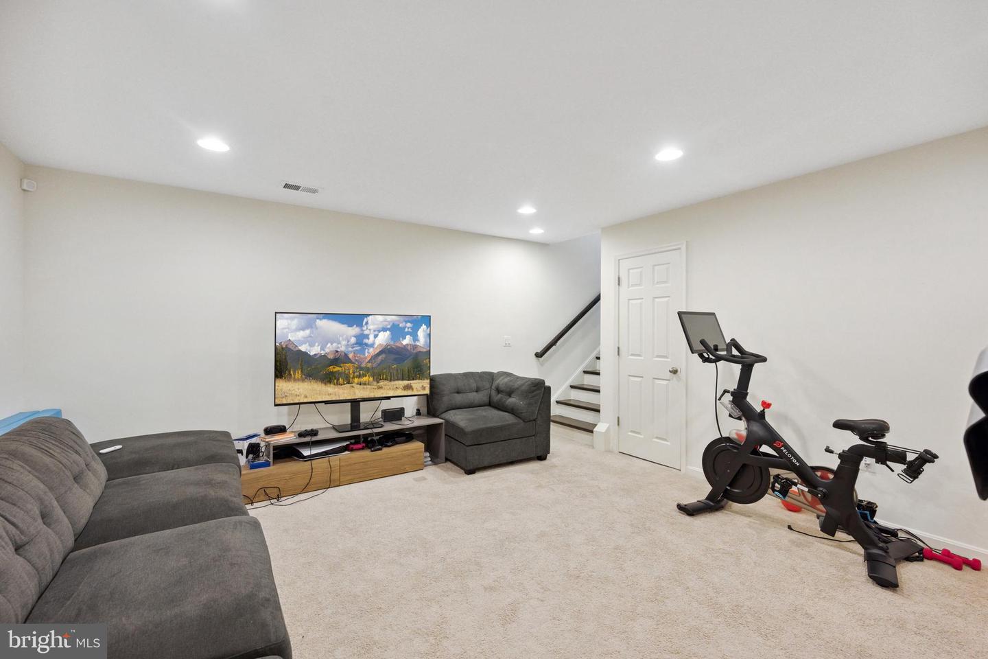 43447 SWEET BRANDY TER, ASHBURN, Virginia 20147, 4 Bedrooms Bedrooms, ,3 BathroomsBathrooms,Residential,For sale,43447 SWEET BRANDY TER,VALO2097140 MLS # VALO2097140