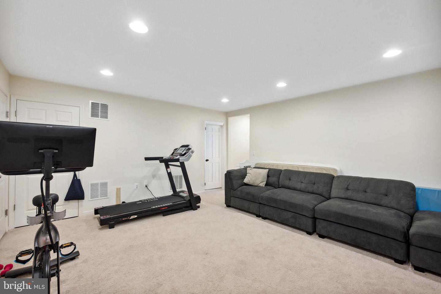 43447 SWEET BRANDY TER, ASHBURN, Virginia 20147, 4 Bedrooms Bedrooms, ,3 BathroomsBathrooms,Residential,For sale,43447 SWEET BRANDY TER,VALO2097140 MLS # VALO2097140
