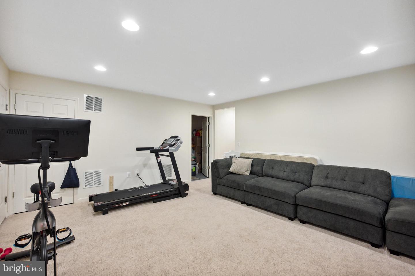43447 SWEET BRANDY TER, ASHBURN, Virginia 20147, 4 Bedrooms Bedrooms, ,3 BathroomsBathrooms,Residential,For sale,43447 SWEET BRANDY TER,VALO2097140 MLS # VALO2097140
