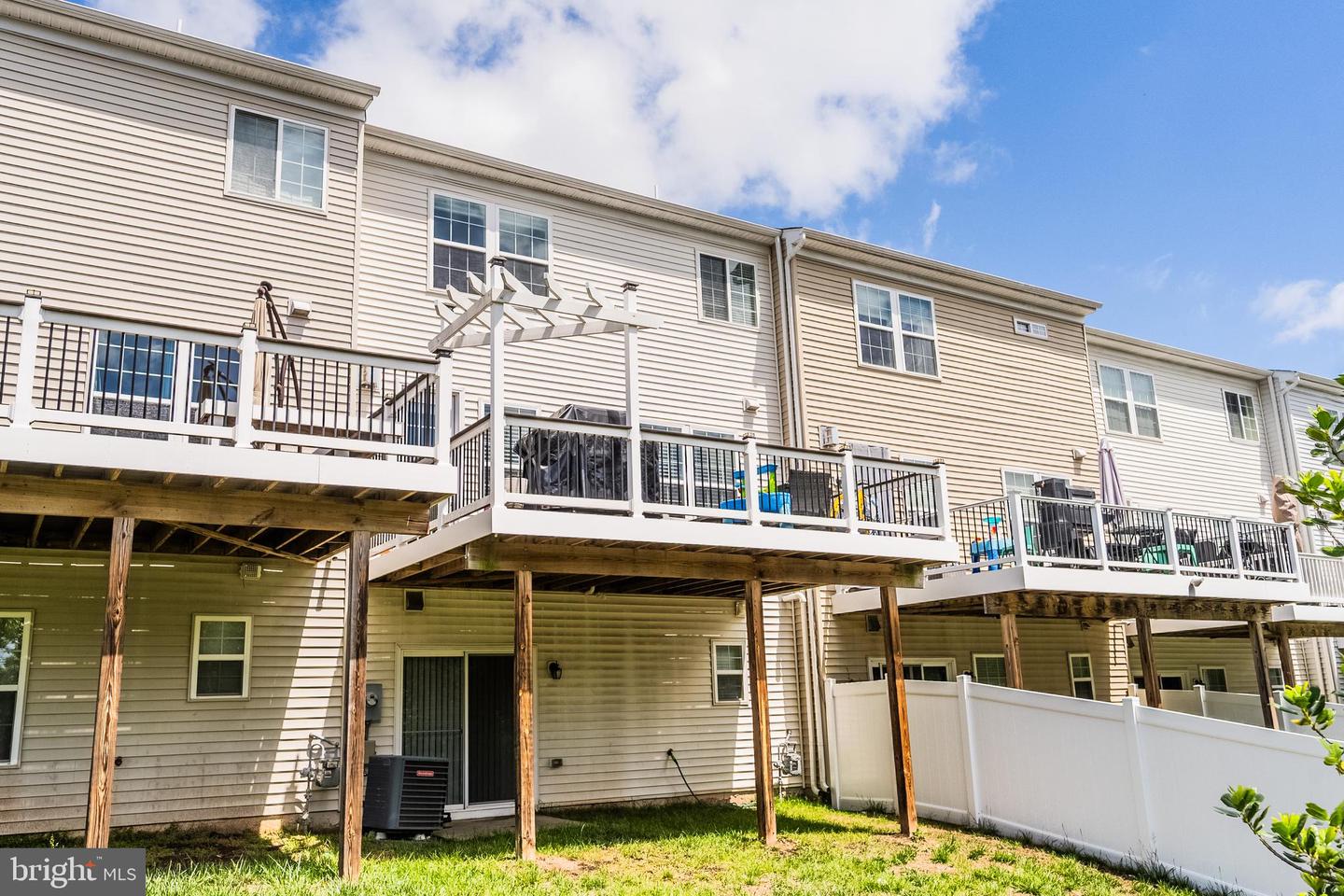 43447 SWEET BRANDY TER, ASHBURN, Virginia 20147, 4 Bedrooms Bedrooms, ,3 BathroomsBathrooms,Residential,For sale,43447 SWEET BRANDY TER,VALO2097140 MLS # VALO2097140
