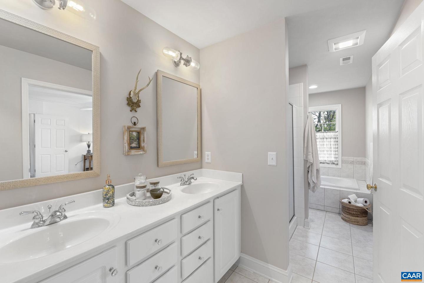 3080 MOREWOOD LN, CHARLOTTESVILLE, Virginia 22901, 4 Bedrooms Bedrooms, ,2 BathroomsBathrooms,Residential,For sale,3080 MOREWOOD LN,664697 MLS # 664697