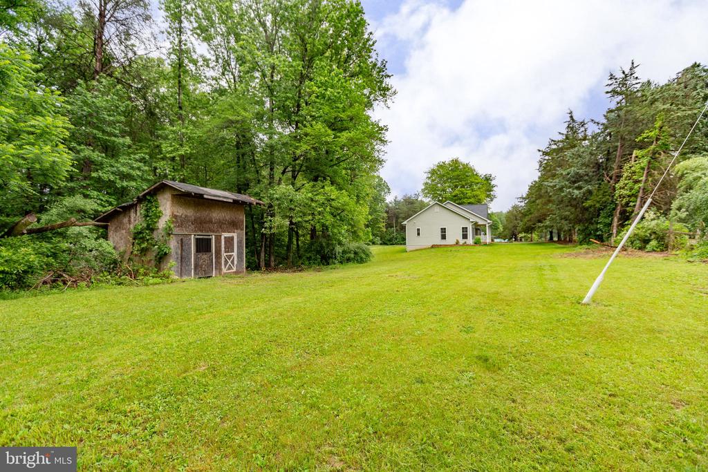 10701 THOMPSON LN, SPOTSYLVANIA, Virginia 22551, 3 Bedrooms Bedrooms, ,2 BathroomsBathrooms,Residential,10701 THOMPSON LN,VASP2033412 MLS # VASP2033412