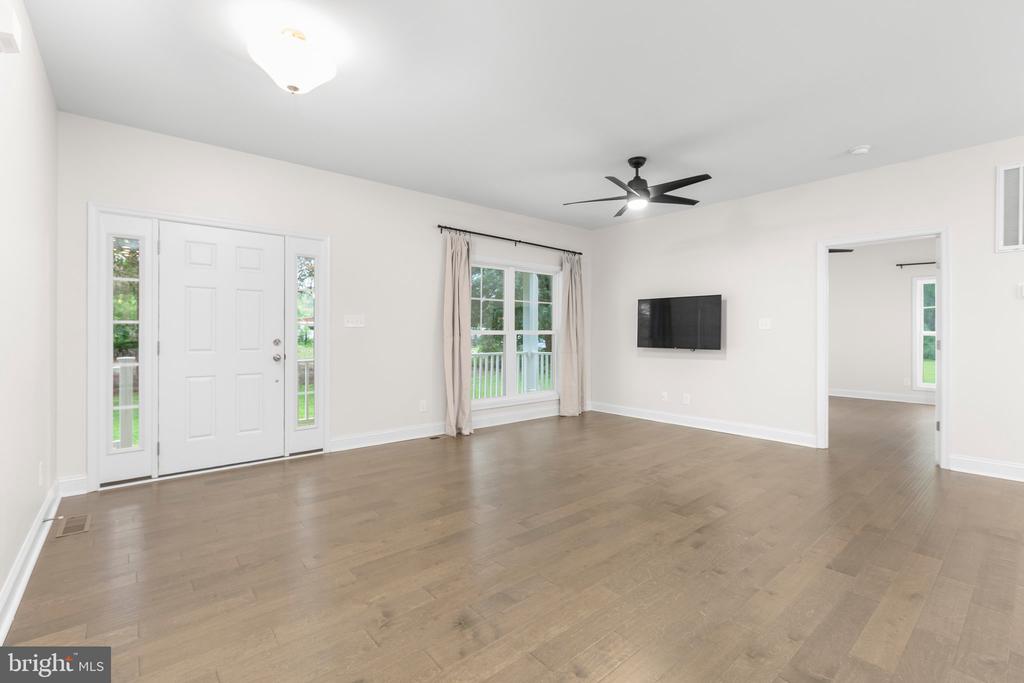 10701 THOMPSON LN, SPOTSYLVANIA, Virginia 22551, 3 Bedrooms Bedrooms, ,2 BathroomsBathrooms,Residential,10701 THOMPSON LN,VASP2033412 MLS # VASP2033412