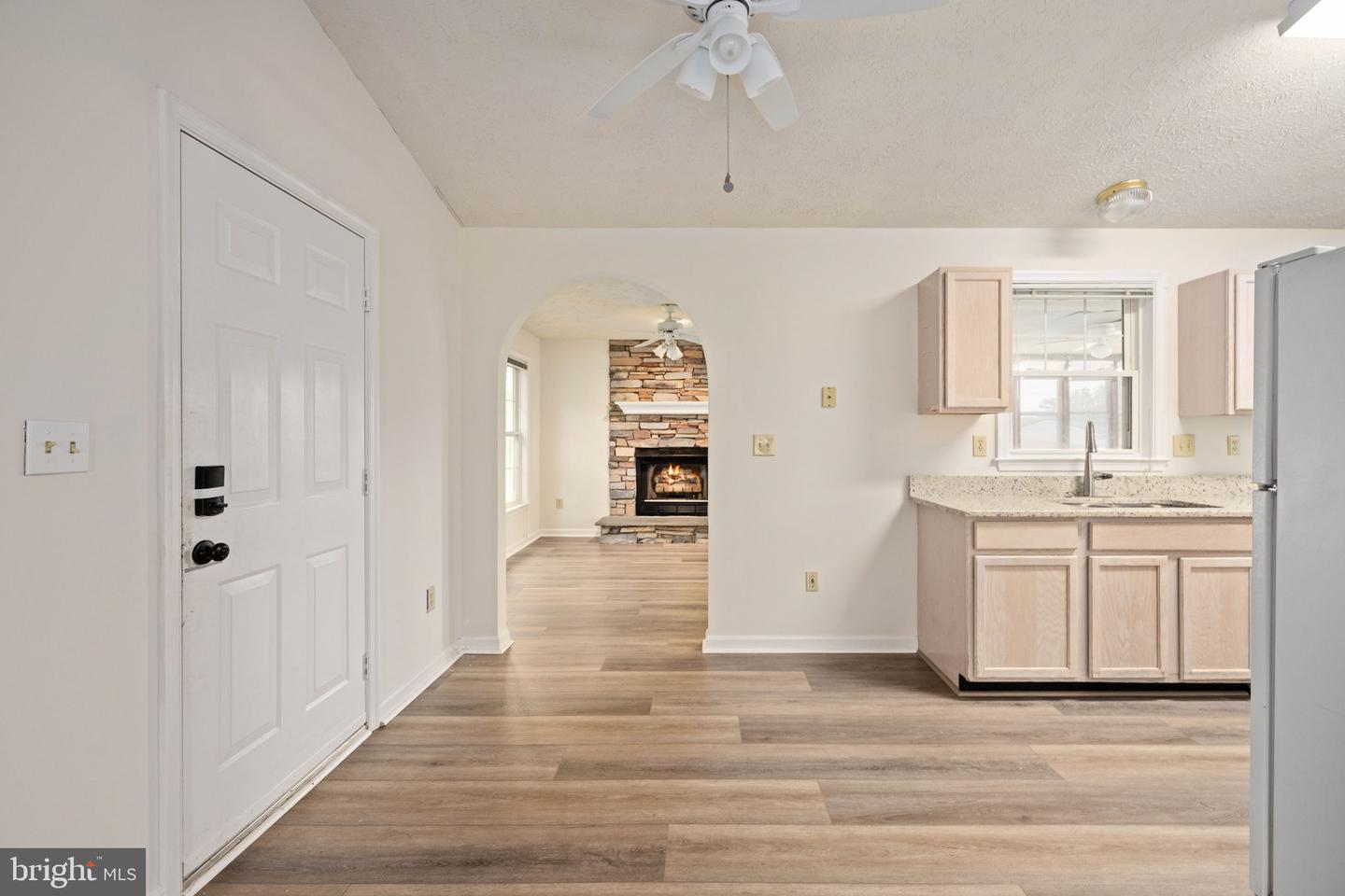 11810 FALCON RIDGE DR, FREDERICKSBURG, Virginia 22407, 3 Bedrooms Bedrooms, 6 Rooms Rooms,2 BathroomsBathrooms,Residential,For sale,11810 FALCON RIDGE DR,VASP2033244 MLS # VASP2033244