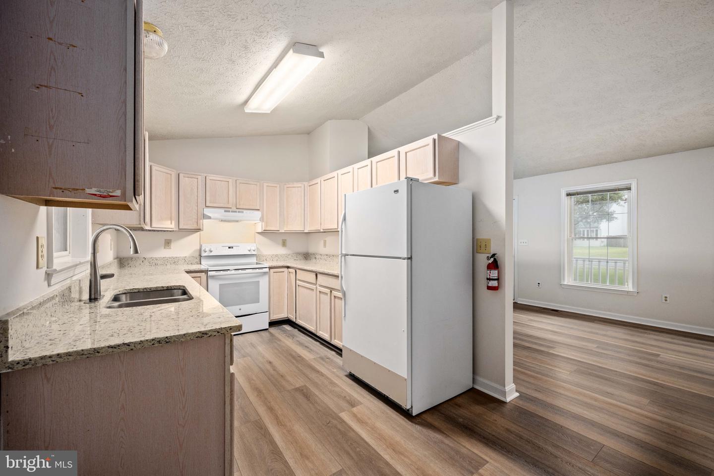 11810 FALCON RIDGE DR, FREDERICKSBURG, Virginia 22407, 3 Bedrooms Bedrooms, 6 Rooms Rooms,2 BathroomsBathrooms,Residential,For sale,11810 FALCON RIDGE DR,VASP2033244 MLS # VASP2033244