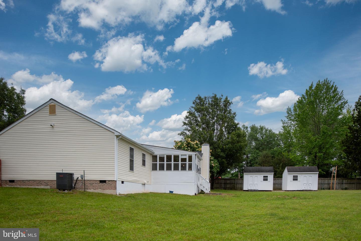 11810 FALCON RIDGE DR, FREDERICKSBURG, Virginia 22407, 3 Bedrooms Bedrooms, 6 Rooms Rooms,2 BathroomsBathrooms,Residential,For sale,11810 FALCON RIDGE DR,VASP2033244 MLS # VASP2033244