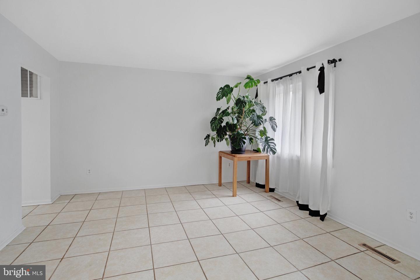 54 AUSTIN RUN BLVD, STAFFORD, Virginia 22554, 3 Bedrooms Bedrooms, ,3 BathroomsBathrooms,Residential,For sale,54 AUSTIN RUN BLVD,VAST2039006 MLS # VAST2039006