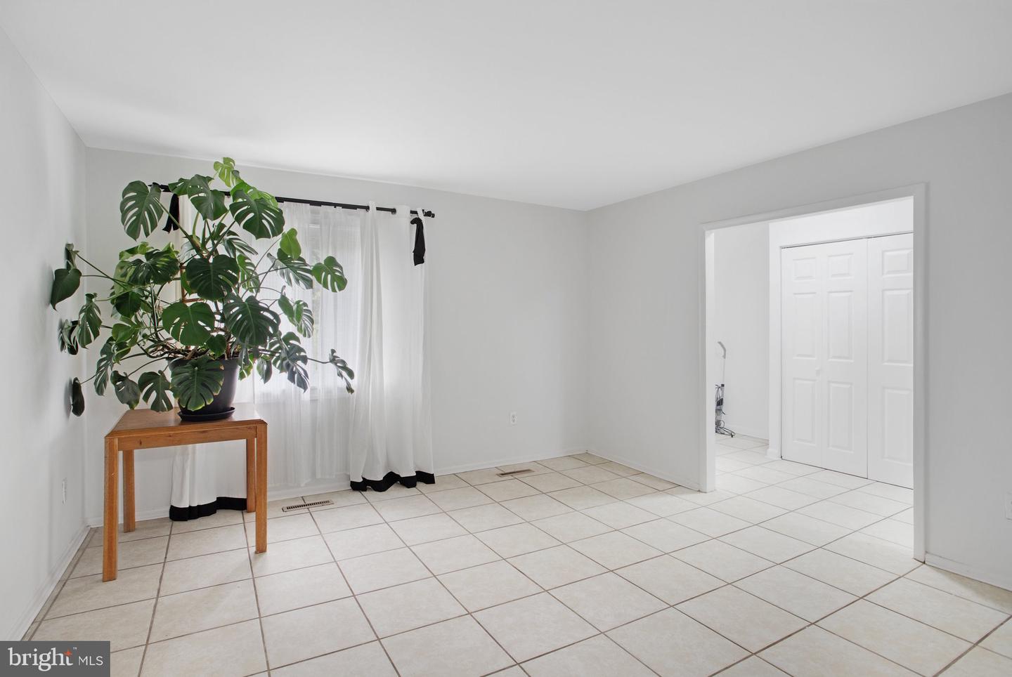 54 AUSTIN RUN BLVD, STAFFORD, Virginia 22554, 3 Bedrooms Bedrooms, ,3 BathroomsBathrooms,Residential,For sale,54 AUSTIN RUN BLVD,VAST2039006 MLS # VAST2039006