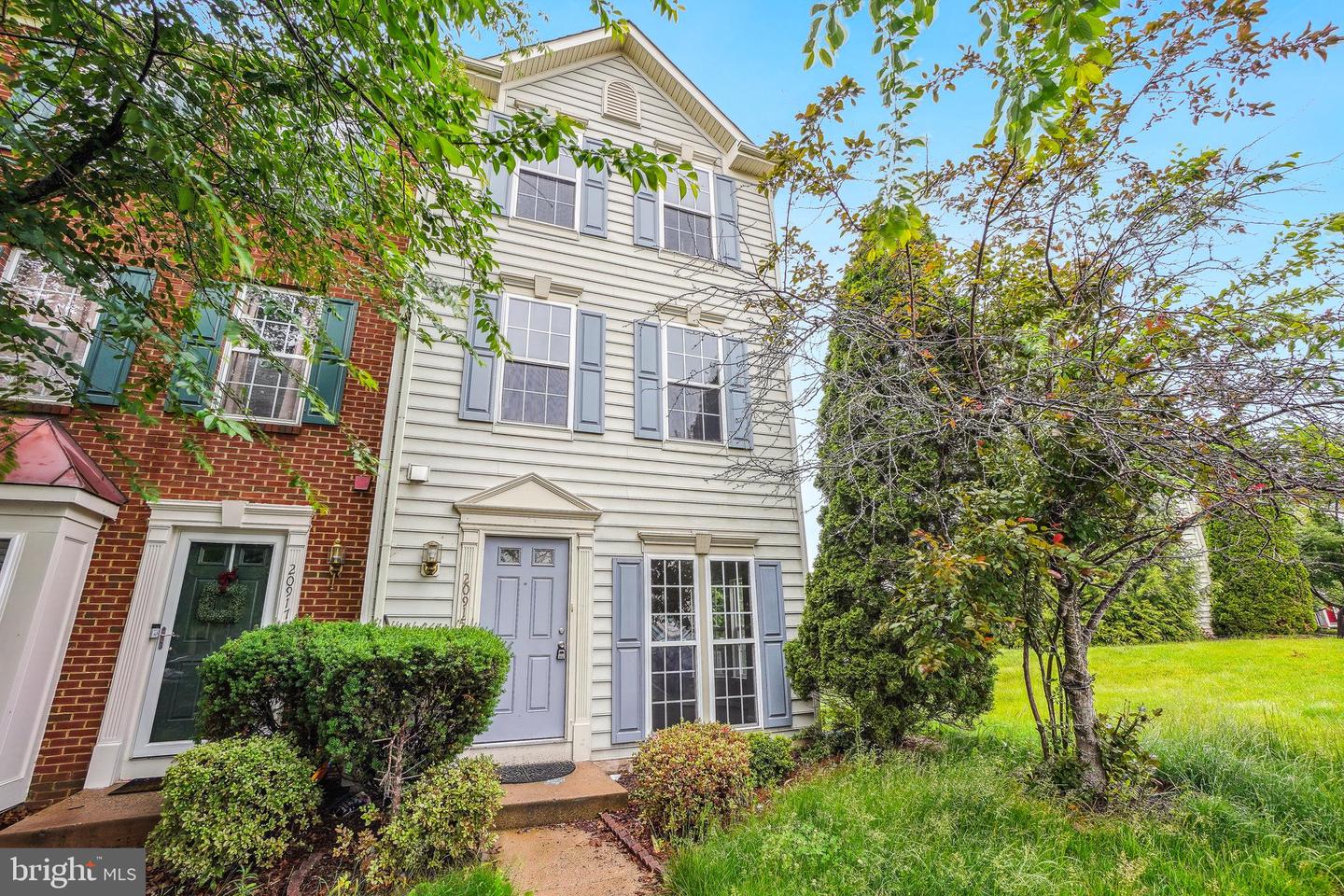 20915 KILLAWOG TER, ASHBURN, Virginia 20147, 3 Bedrooms Bedrooms, ,3 BathroomsBathrooms,Residential,For sale,20915 KILLAWOG TER,VALO2097292 MLS # VALO2097292