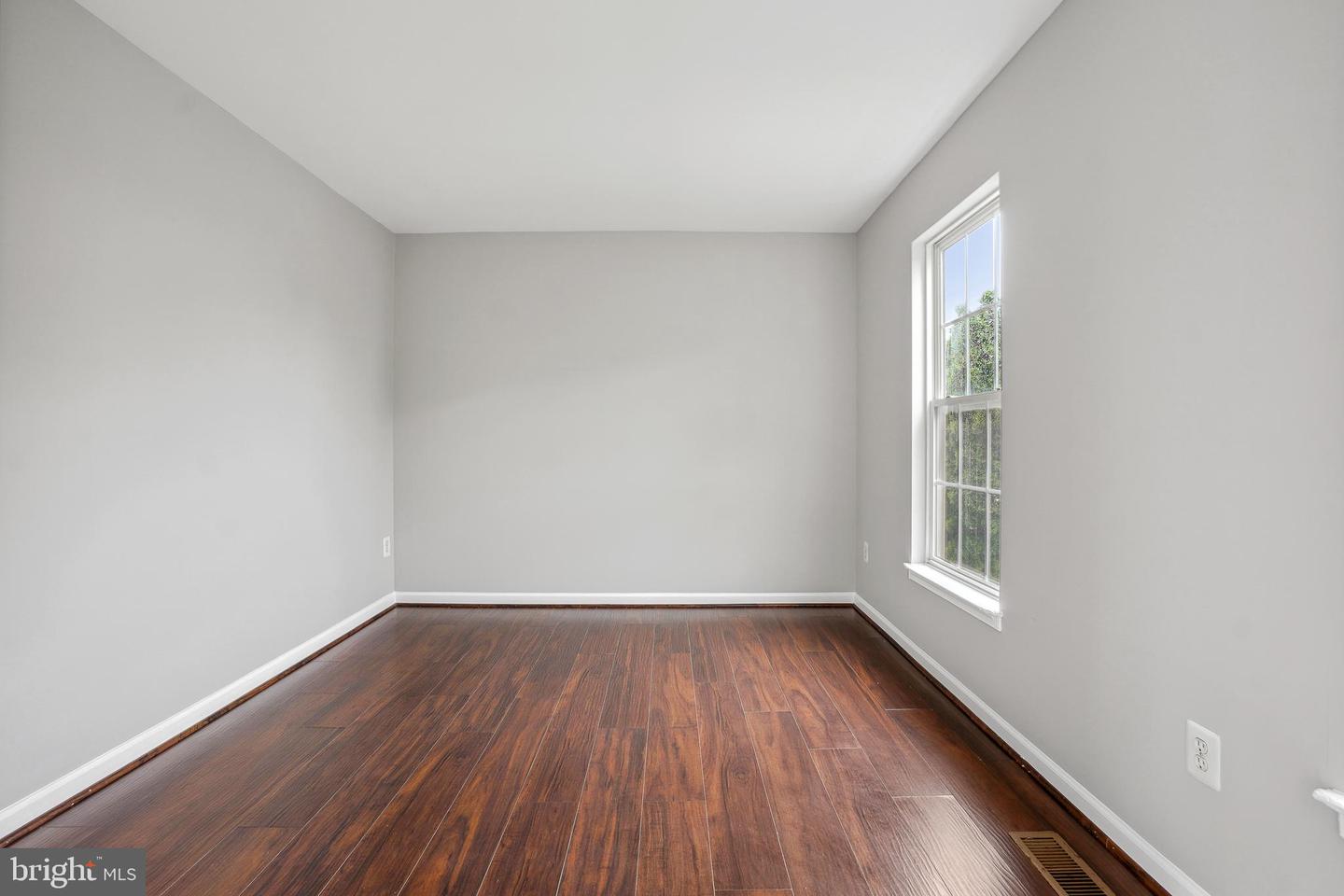 20915 KILLAWOG TER, ASHBURN, Virginia 20147, 3 Bedrooms Bedrooms, ,3 BathroomsBathrooms,Residential,For sale,20915 KILLAWOG TER,VALO2097292 MLS # VALO2097292