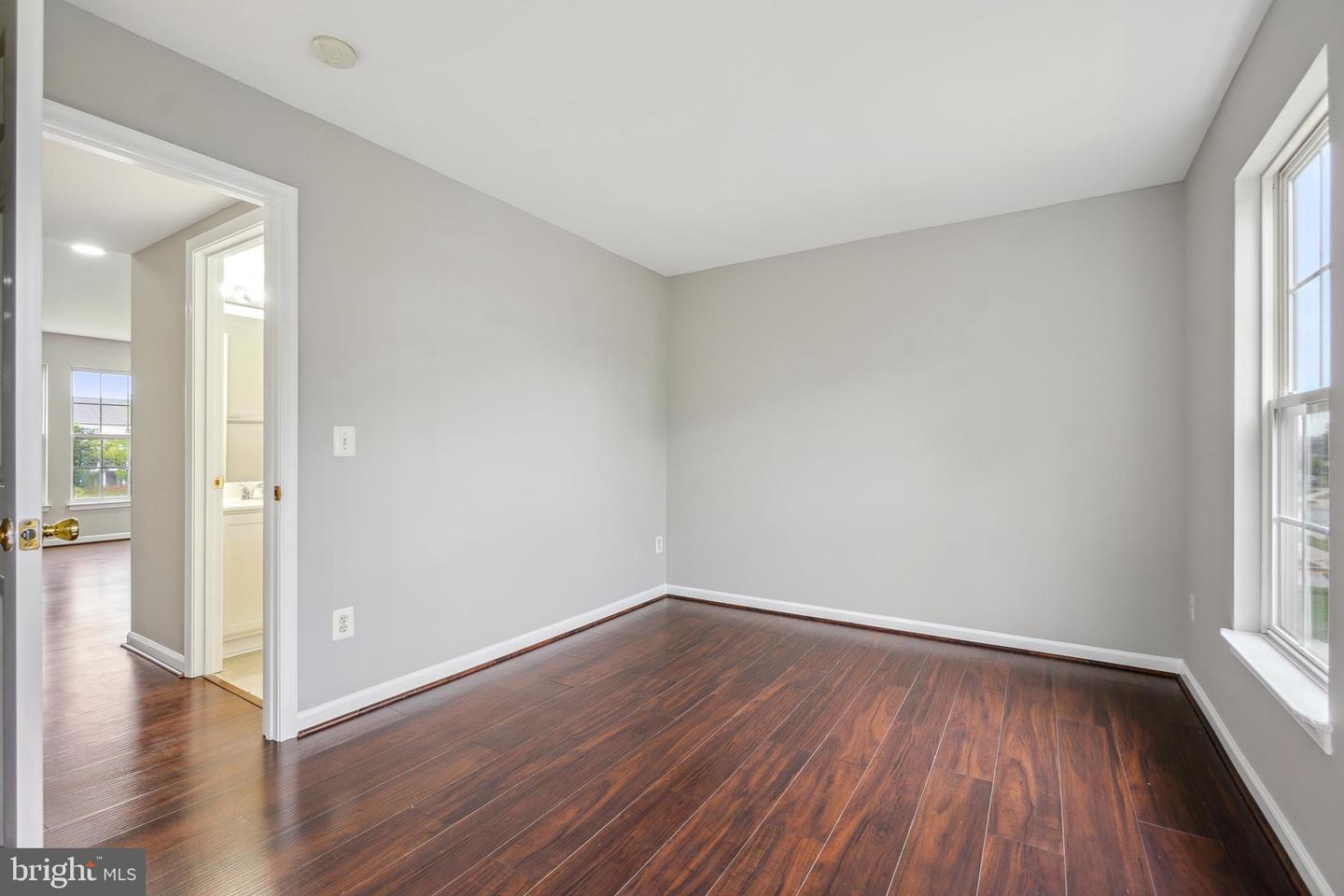 20915 KILLAWOG TER, ASHBURN, Virginia 20147, 3 Bedrooms Bedrooms, ,3 BathroomsBathrooms,Residential,For sale,20915 KILLAWOG TER,VALO2097292 MLS # VALO2097292
