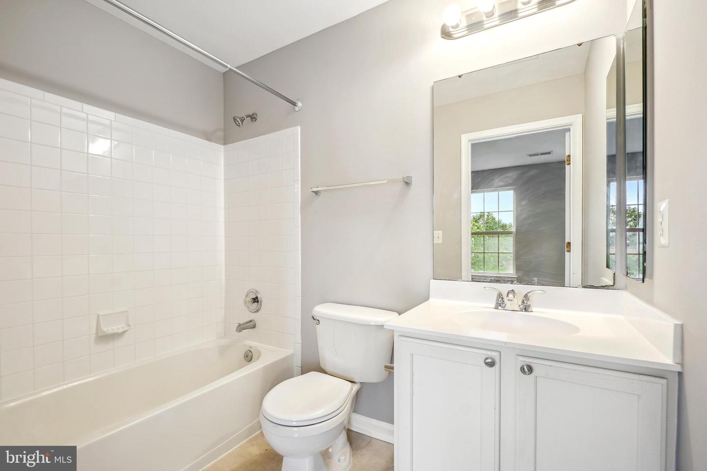20915 KILLAWOG TER, ASHBURN, Virginia 20147, 3 Bedrooms Bedrooms, ,3 BathroomsBathrooms,Residential,For sale,20915 KILLAWOG TER,VALO2097292 MLS # VALO2097292