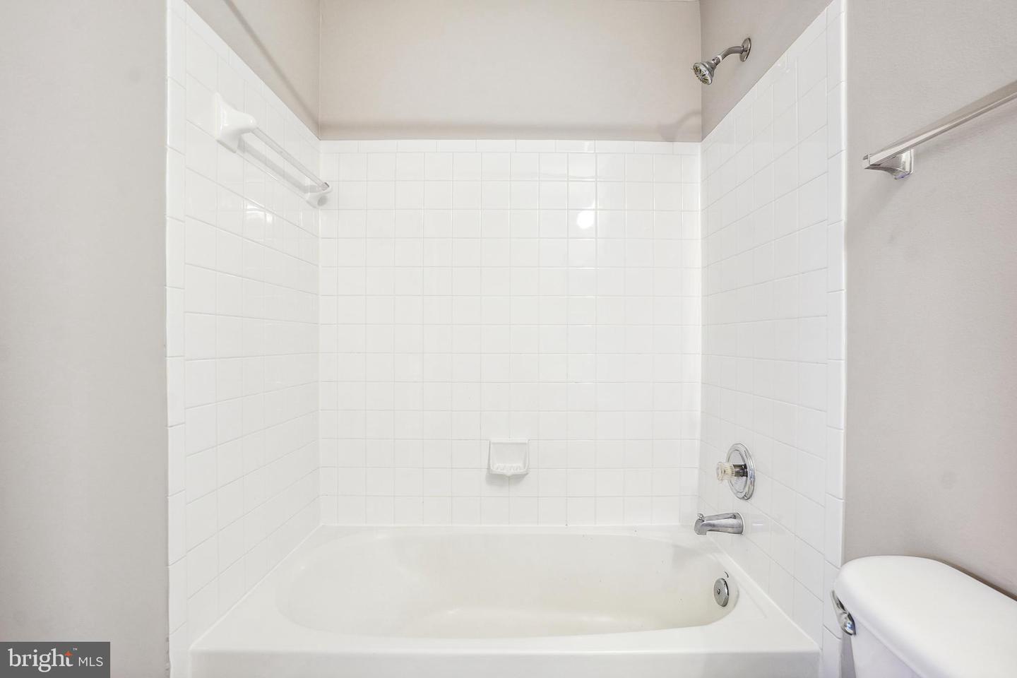 20915 KILLAWOG TER, ASHBURN, Virginia 20147, 3 Bedrooms Bedrooms, ,3 BathroomsBathrooms,Residential,For sale,20915 KILLAWOG TER,VALO2097292 MLS # VALO2097292